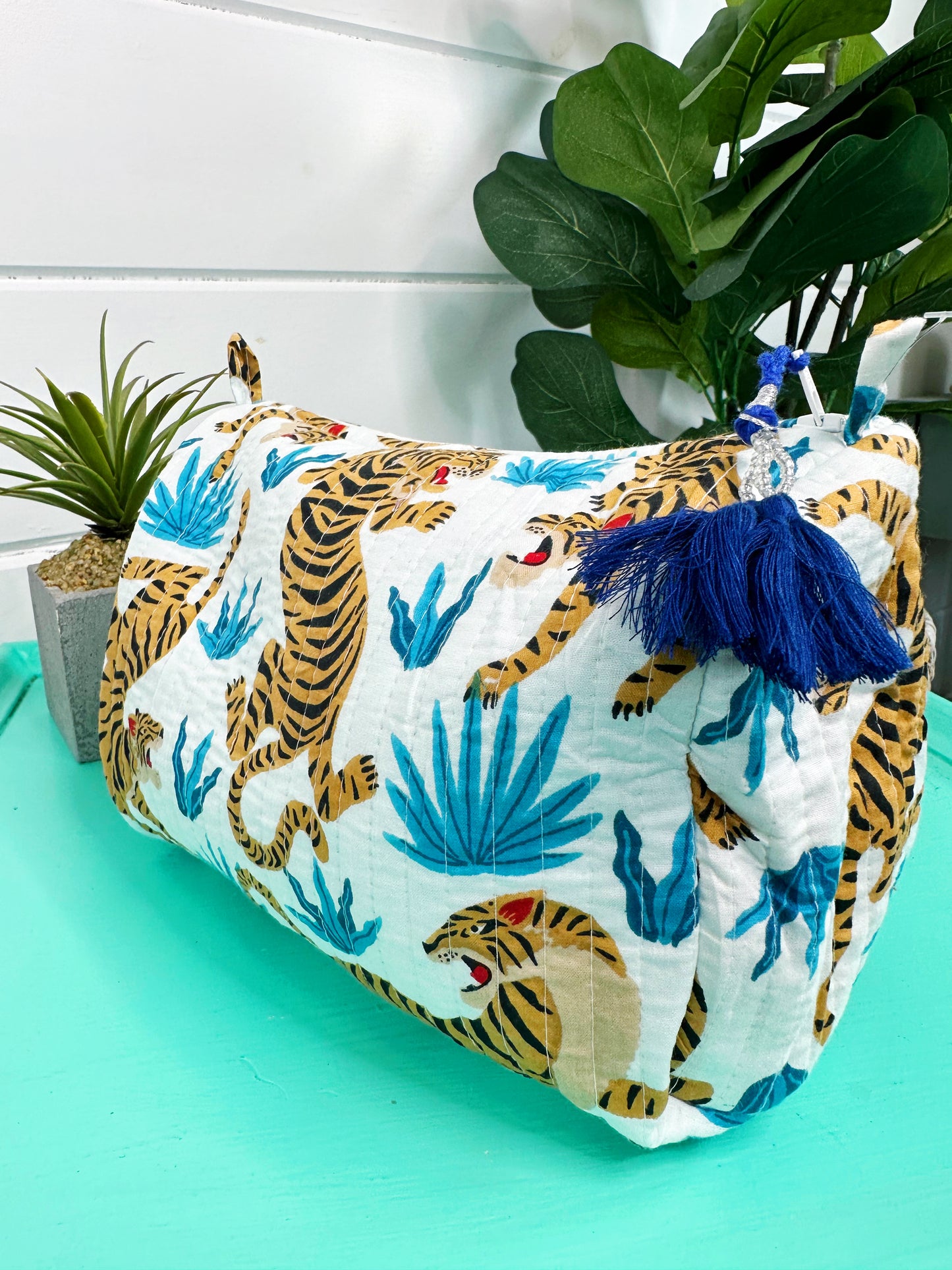 White and Blue Tiger Print Quilted Makeup Cosmetics Toiletry Bag