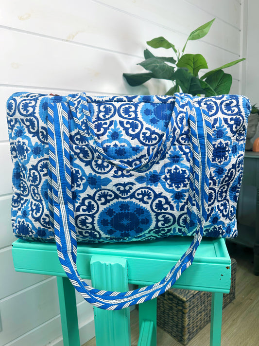 Blue and White Medallion Print Quilted Weekender Overnight Bag